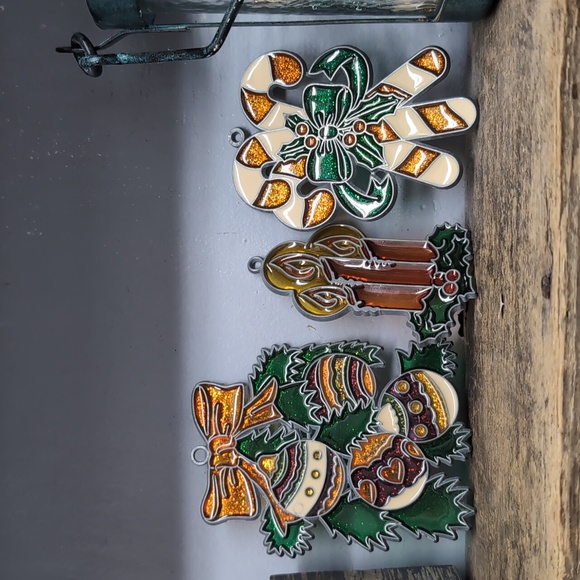 Vintage Christmas Ornament Sun Catchers - Picture 1 of 5